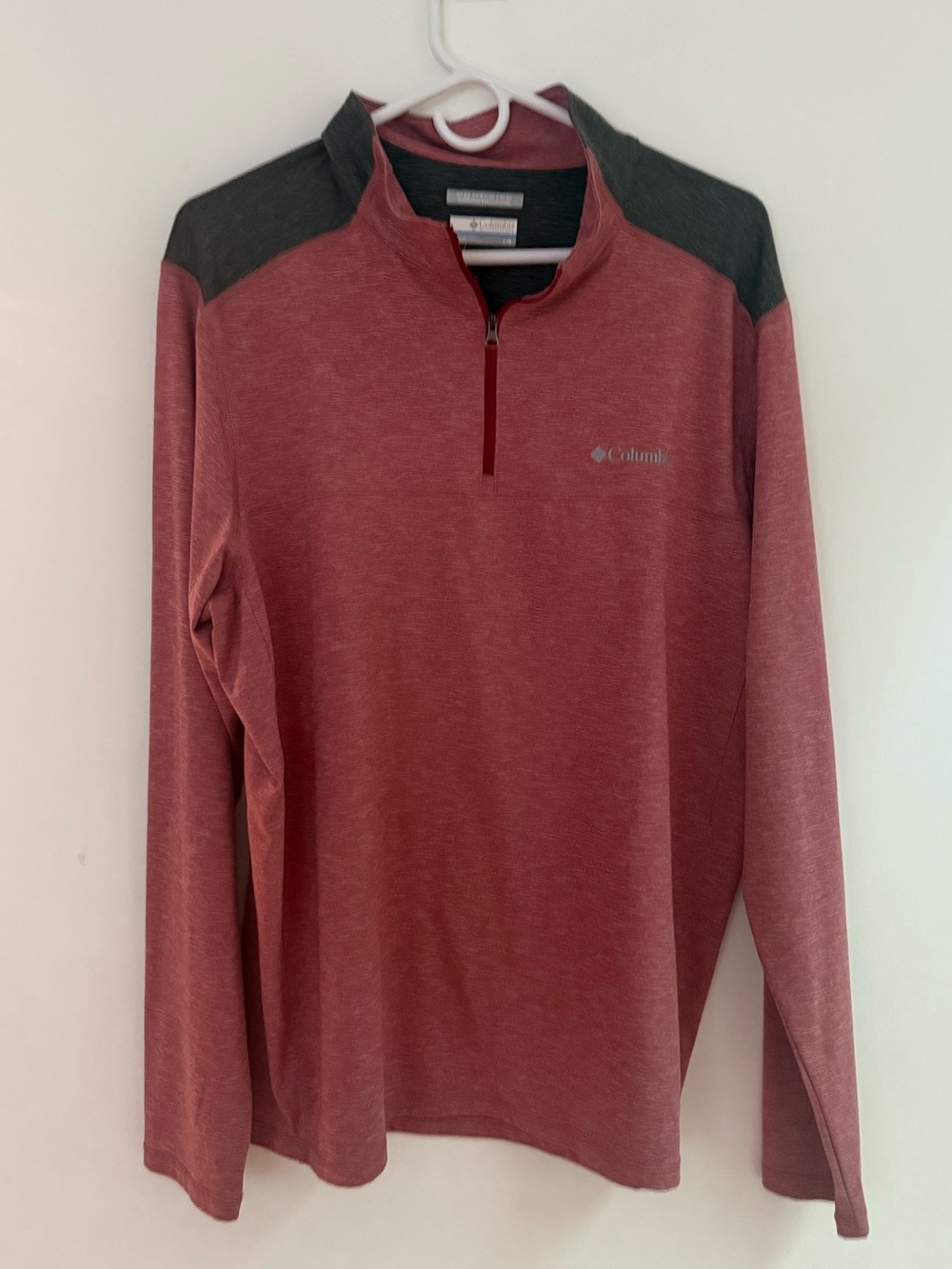Columbia Men’s Performance Brick Red and Gray Half Zip Sz L